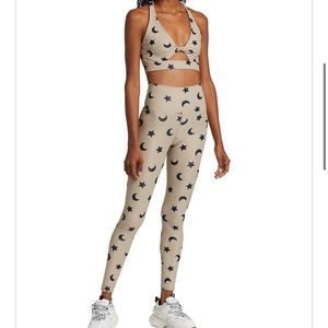 Twist Sports Bra and Legging in Taupe Moon & Star
